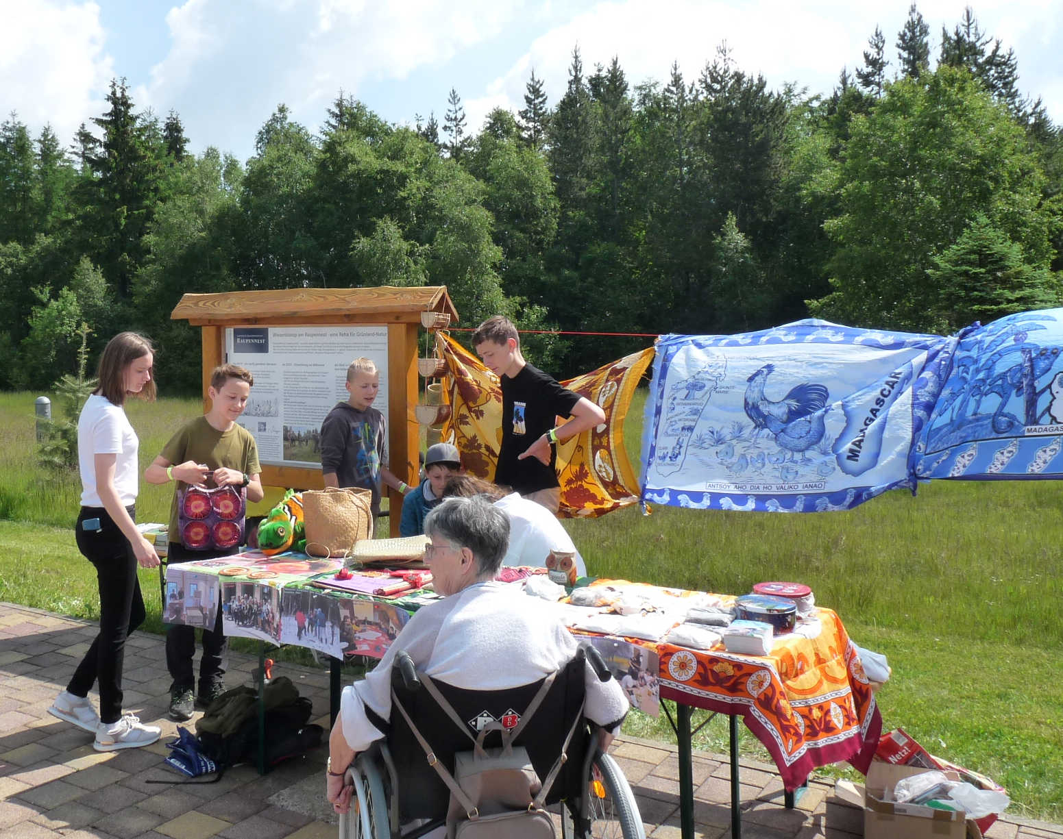 Raupennest TdoT Infostand MAD AG 6 23A